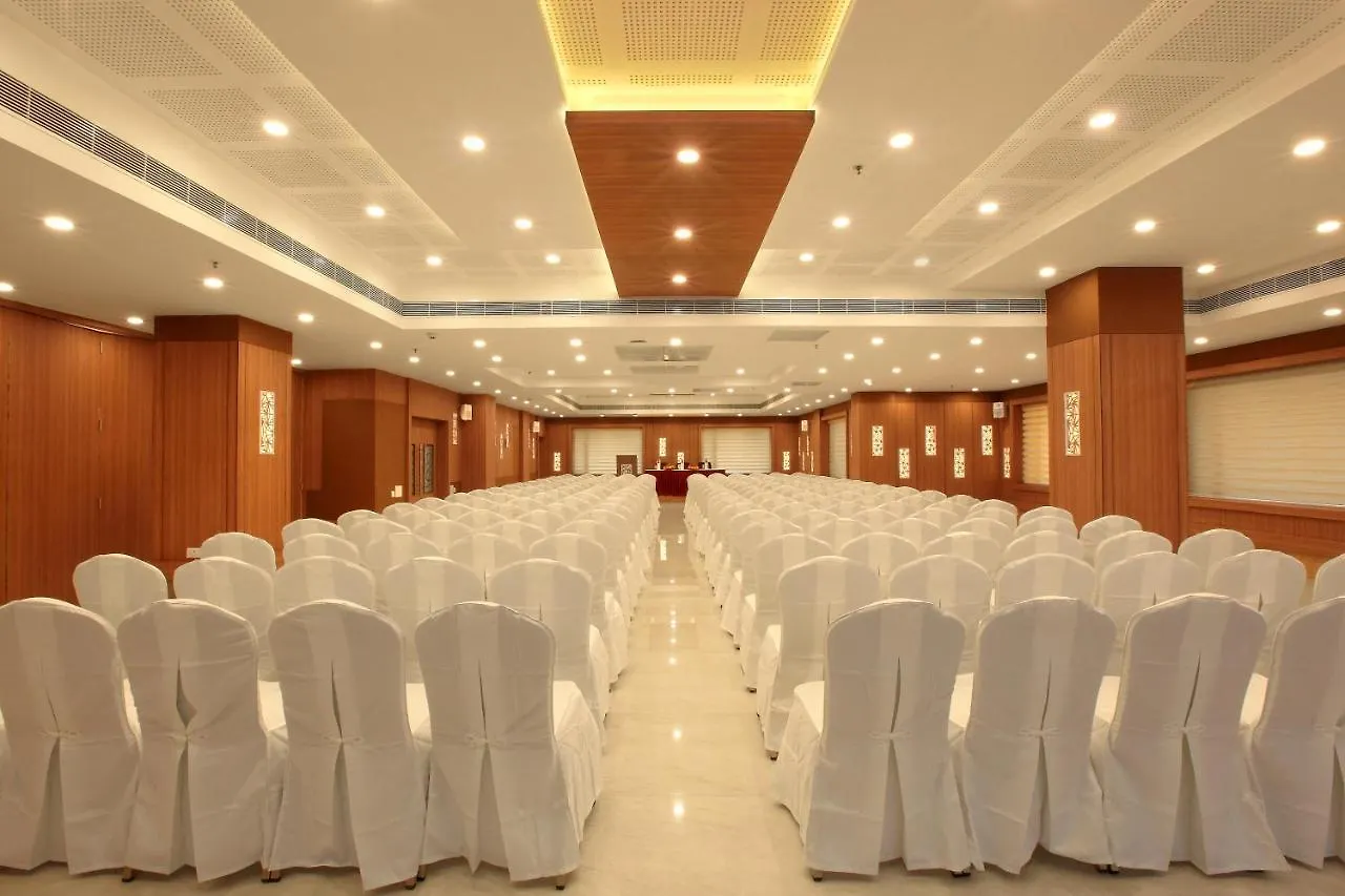 Tribute Royale Hotel Kochi 4*,  India