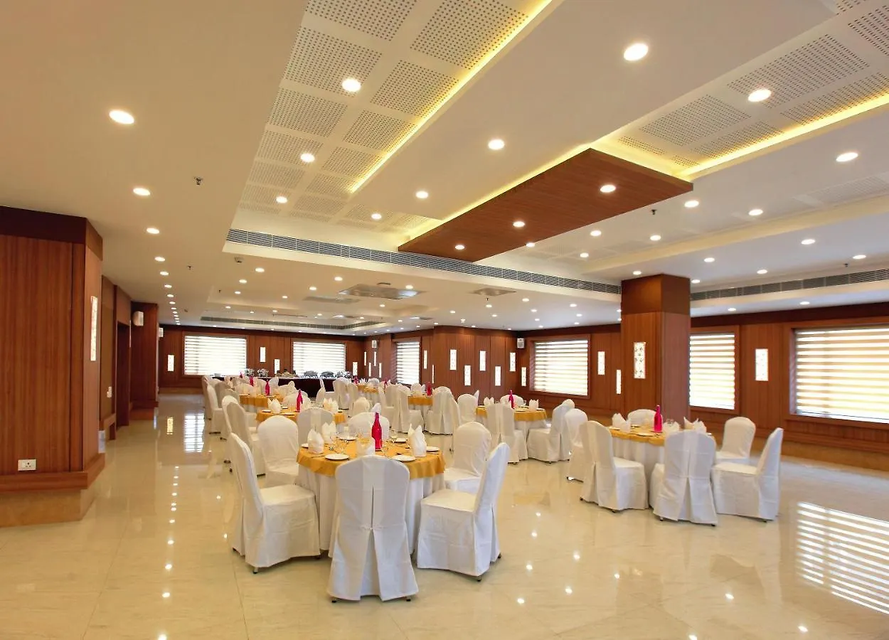 Hotel Tribute Royale Kochi