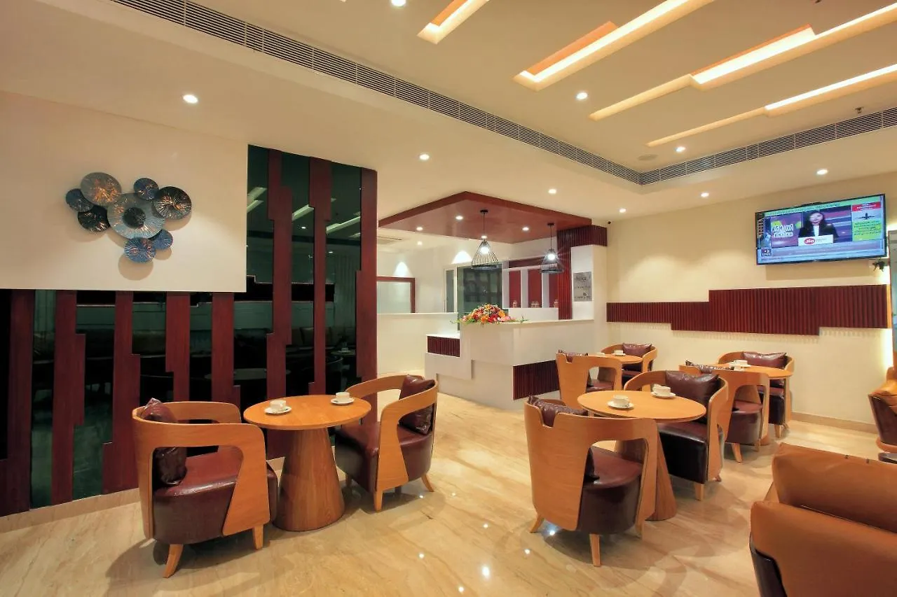 Tribute Royale Hotel Kochi