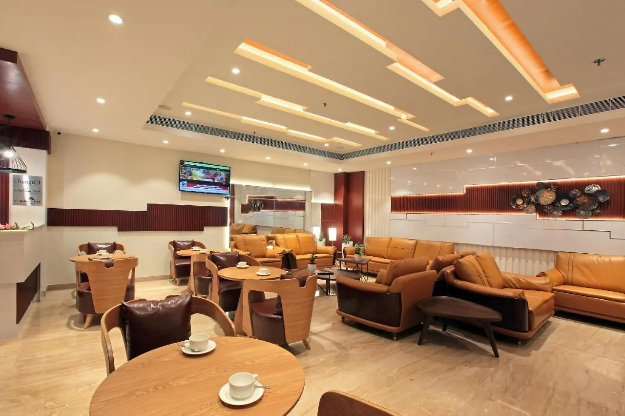Tribute Royale Hotel Kochi 4*,  India